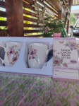 Set porculanskih šalica