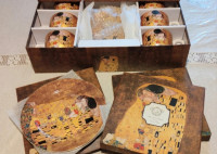 The Kiss by Gustav Klimt Porculan set