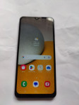 Samsung Galaxy A13 5G,4/64 GB,sa punjačem --vrlo dobro očuvan
