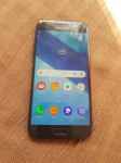 Samsung Galaxy A5(17) , sve mreže,sa punjačem ---crni