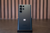 SAMSUNG GALAXY S22 ULTRA 256GB!!! + GRATIS OPREMA + HR JAMSTVO