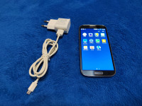 SAMSUNG GALAXY S4 + original punjač super očuvan ispravan