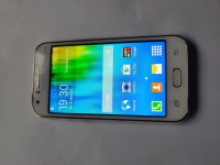 Samsung Galaxy J1 Duos, stariji Android 4.4.4, bez punjača