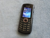 Samsung GT-B2710 (ISPRAVAN) HR jezik, SVE mreže, Punjač