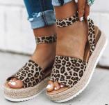 Sandale na leopard uzorak