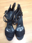 Sandale na punu petu br 40