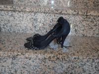 Sisley crne sandale br.39