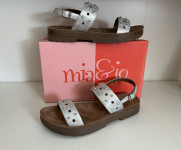 Srebrne sandale br.39