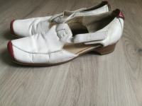 Tamaris br. 40 zatvorene sandale-cipele, kožne očuvane, 5 eura Zg