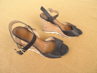 Ženske sandale na punu petu br. 38