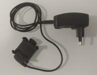 Originalni punjač za Garmin Fenix 3 / HR Quatix 3 sa USB kabelom