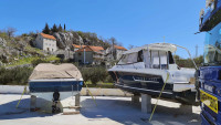 Brod na suhom vezu Split - 15 €/m