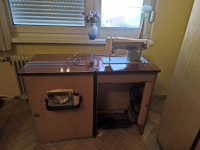 Šivača mašina BAGAT VESNA I SLAVICA sa ormarićem + kupon za tečaj grat