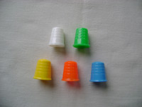 Naprstak - 5 plastičnih napršnjaka