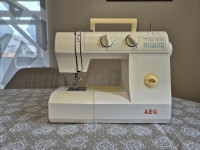 Šivaća mašina AEG Nahmaschine 790