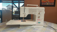Šivaća mašina Bernina 1080 Special Computer u koferu
