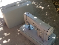 Šivaća mašina prjenosna bagat višnja