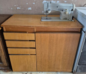 Šivaća mašina Višnja 55 eura