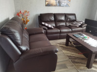 Dvosjed i trosjed + stolić na poklon