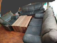 Poklanjam komplet sjedeće garniture