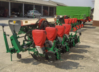 *** NOVO *** Pneumatska sijačica za kukuruz 4 reda - licenca NODETA