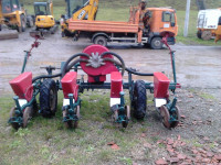 PNEUMATSKA SIJAČICA ZA KUKURUZ