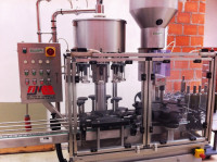 Punilica i čepilica za vino FIMER