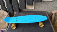 Skateboard OXELO MINI , dužina 55 cm  prodajem za 15 E