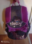 Prodajem školsku torbu