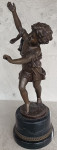 antique francuska skulptura dječaka u bronci