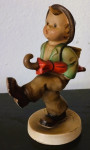 kolekcionarska figura - dječak sa kišobranom