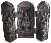 skulptura u drvu - budistički triptih