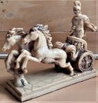 skulptura - rimski trkač dvokolicama
