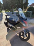 Aprilia SR MAX 300 300 cm3