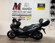 Honda Adv 350