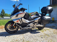 Honda Forza 750 750 cm3