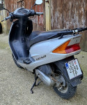 Honda skuter 100 cm3