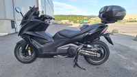 Kymco AK 550