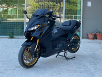 Yamaha T-MAX 560 cm3