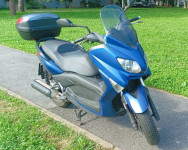Yamaha X max 250 cm3