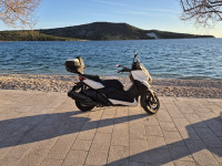 Yamaha x max 400 396 cm3