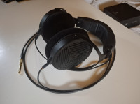 Monolith M1070 otvorene planar slušalice