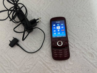 Sony Ericsson W20i Zylo klizni,ispravno sa punjacem,hr meni,kamera
