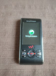 Sony Ericsson W595i, 091/092 mreže,sa punjačem --baterija odlična