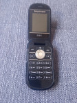 Sony Ericsson Z320i, sve mreže,sa punjačem i odličnom baterijom