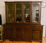Komoda s vitrinom-očuvano