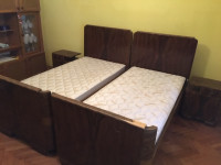 Prodajem starinsku spavaću sobu - namještaj