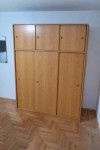 Ormar sa kliznim vratima 150x58x210