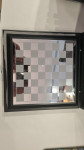 Prodajem dizajnerski šah set - figure + ploča za 150€!