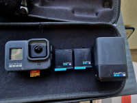 GO PRO 8 s 2 baterije i SD karticom